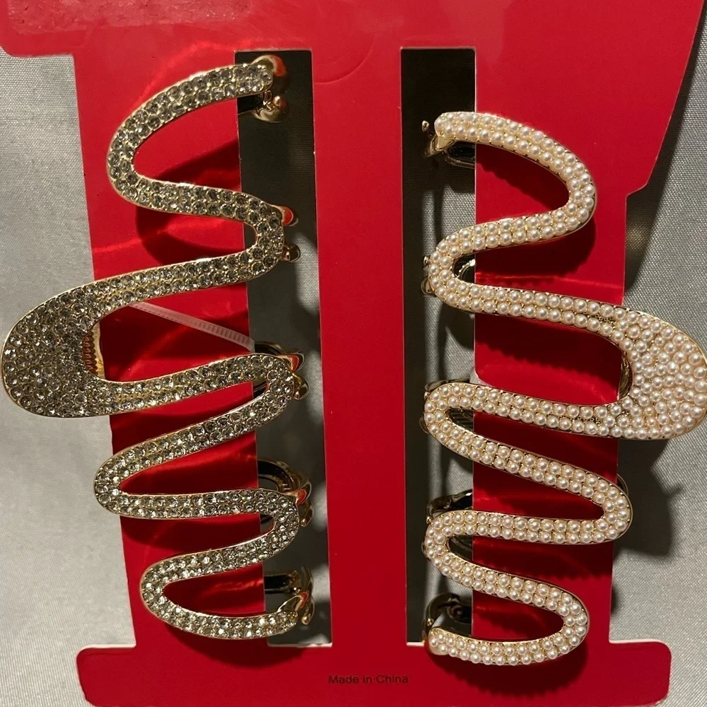 NWT Piper K Gold Spiral Rhinestone Pearl Hair Claw